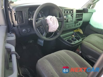 Zdjęcie 8 z 13 samochodu: 2019 CHEVROLET EXPRESS G3500 LT VIN:1GAZGPFG7K1290646 - miniatura
