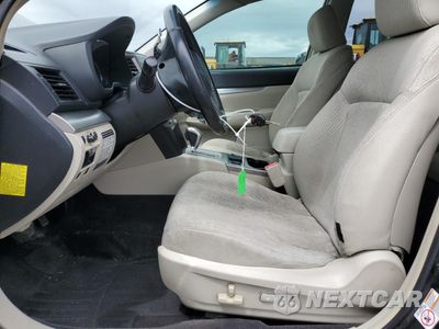 Zdjęcie 7 z 13 samochodu: 2010 SUBARU OUTBACK 2.5I PREMIUM VIN:4S4BRBCC5A3341325 - miniatura