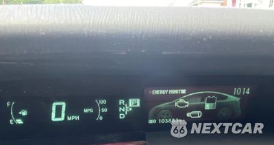 Zdjęcie 8 z 10 samochodu: 2014 TOYOTA PRIUS VIN:JTDKN3DU8E1803987 - miniatura