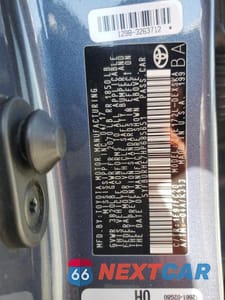 Zdjęcie 12 z 12 samochodu: 2017 TOYOTA COROLLA SE VIN:5YFBURHE7HP685651 - miniatura