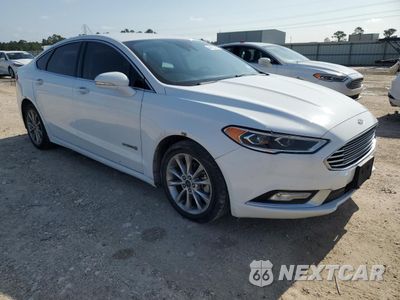 Czwarte zdjęcie samochodu z boku: 2017 FORD FUSION SE HYBRID VIN:3FA6P0LU1HR409033 - miniatura