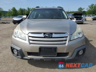 Piąte zdjęcie samochodu w środku: 2014 SUBARU OUTBACK 2.5I PREMIUM VIN:4S4BRBCC3E3204406 - miniatura