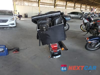 Czwarte zdjęcie samochodu z boku: 2004 SUZUKI VL800 VIN:JS1VS54A542111213 - miniatura