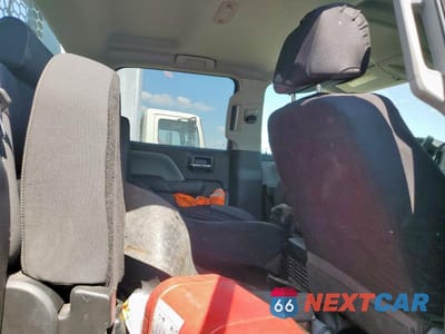 Zdjęcie 6 z 10 samochodu: 2023 CHEVROLET SILVERADO MEDIUM DUTY VIN:1HTKJPVM5PH103116 - miniatura