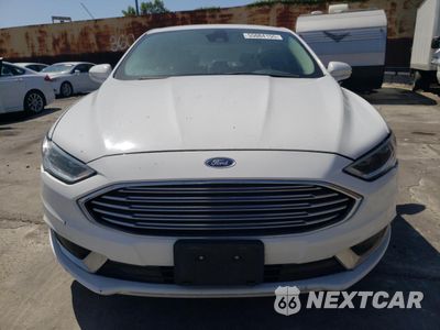 Piąte zdjęcie samochodu w środku: 2018 FORD FUSION SE HYBRID VIN:3FA6P0LU2JR172106 - miniatura