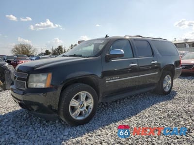 2010 CHEVROLET SUBURBAN K1500 LTZ 1GNUKKE38AR179628 - główne zdjęcie licytacji z USA - miniatura