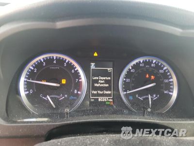 Zdjęcie 9 z 13 samochodu: 2019 TOYOTA HIGHLANDER SE VIN:5TDJZRFH3KS965270 - miniatura