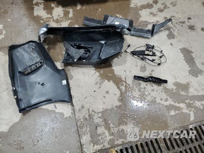 Zdjęcie 12 z 14 samochodu: 2023 BMW M2 VIN:3MF13DM09P8D64671 - miniatura