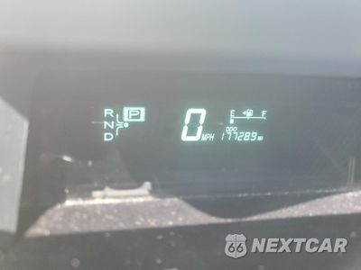 Zdjęcie 9 z 14 samochodu: 2007 TOYOTA PRIUS VIN:JTDKB20U673247355 - miniatura