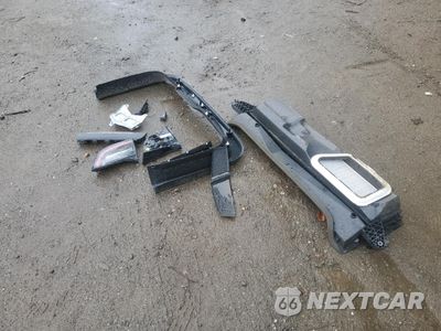 Zdjęcie 13 z 16 samochodu: 2024 TESLA MODEL Y VIN:7SAYGAEE4RF014610 - miniatura