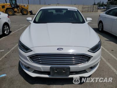 Piąte zdjęcie samochodu w środku: 2017 FORD FUSION SE HYBRID VIN:3FA6P0LU7HR409764 - miniatura