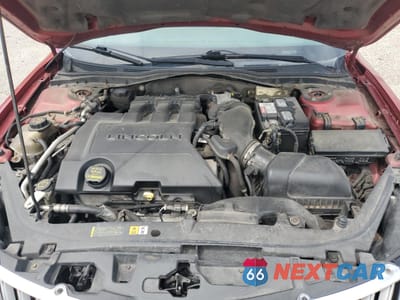 Zdjęcie 11 z 13 samochodu: 2010 LINCOLN MKZ VIN:3LNHL2GC8AR753925 - miniatura