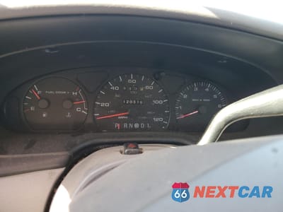 Zdjęcie 9 z 12 samochodu: 2002 MERCURY SABLE GS VIN:1MEFM50U82A627703 - miniatura