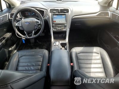 Zdjęcie 8 z 13 samochodu: 2017 FORD FUSION SE HYBRID VIN:3FA6P0LU1HR408903 - miniatura