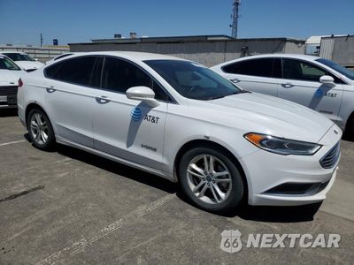 Czwarte zdjęcie samochodu z boku: 2018 FORD FUSION SE HYBRID VIN:3FA6P0LU8JR171543 - miniatura