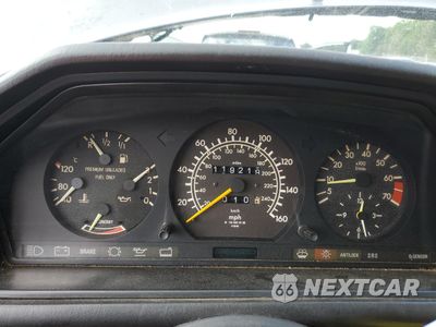 Zdjęcie 9 z 15 samochodu: 1987 MERCEDES-BENZ 300 E VIN:WDBEA30D9HA440598 - miniatura