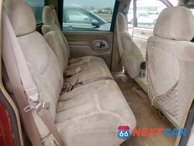 Zdjęcie 10 z 12 samochodu: 1998 GMC SIERRA C3500 VIN:1GTGC33J4WF072563 - miniatura