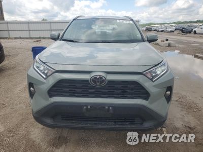 Piąte zdjęcie samochodu w środku: 2021 TOYOTA RAV4 XLE VIN:2T3W1RFV3MW118530 - miniatura