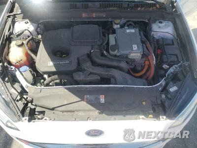 Zdjęcie 11 z 12 samochodu: 2018 FORD FUSION SE HYBRID VIN:3FA6P0LU8JR163510 - miniatura