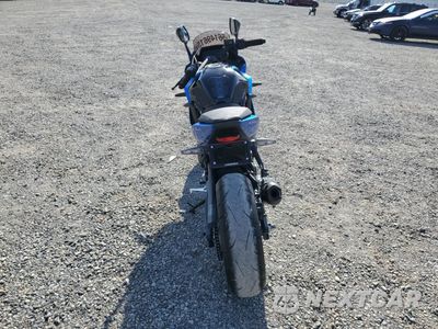 Czwarte zdjęcie samochodu z boku: 2024 SUZUKI GSX800 F VIN:JS1EM13B8R7101752 - miniatura