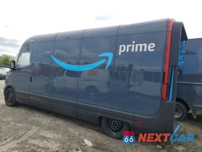 Drugie zdjęcie samochodu z przodu: 2023 RIVIAN EDV 700 VIN:7FCEHEB77PN006388 - miniatura