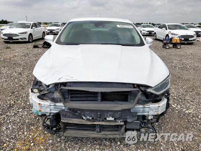 Piąte zdjęcie samochodu w środku: 2017 FORD FUSION SE HYBRID VIN:3FA6P0LU4HR409026 - miniatura