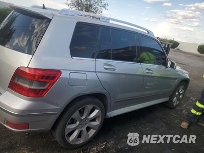 Trzecie zdjęcie samochodu z tyłu: 2010 MERCEDES-BENZ GLK 350 VIN:WDCGG5GB1AF380568 - miniatura