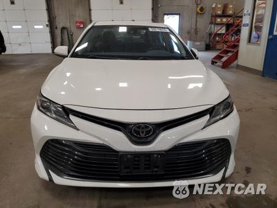 Piąte zdjęcie samochodu w środku: 2018 TOYOTA CAMRY L VIN:JTNB11HK2J3007285 - miniatura