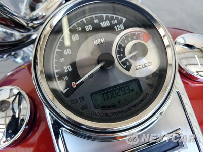 Zdjęcie 7 z 10 samochodu: 2019 HARLEY-DAVIDSON FLHR VIN:1HD1FBC18KB640367 - miniatura