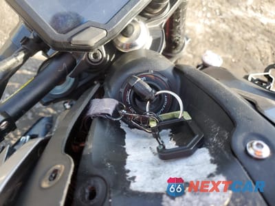 Zdjęcie 8 z 9 samochodu: 2023 KAWASAKI ZR900 F VIN:ML5ZRDF11PDA59160 - miniatura