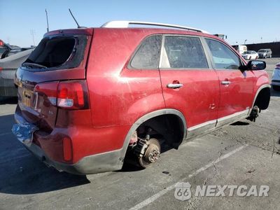 Trzecie zdjęcie samochodu z tyłu: 2015 KIA SORENTO LX VIN:5XYKTDA73FG651192 - miniatura