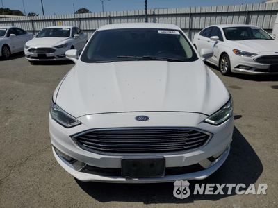 Piąte zdjęcie samochodu w środku: 2017 FORD FUSION SE HYBRID VIN:3FA6P0LU6HR408895 - miniatura