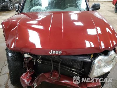 Zdjęcie 12 z 14 samochodu: 2007 JEEP GRAND CHEROKEE LAREDO VIN:1J8GR48K57C660991 - miniatura