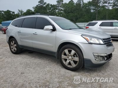 Czwarte zdjęcie samochodu z boku: 2016 CHEVROLET TRAVERSE LTZ VIN:1GNKVJKD6GJ331547 - miniatura