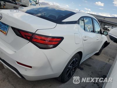 Trzecie zdjęcie samochodu z tyłu: 2025 NISSAN SENTRA SV VIN:3N1AB8CV1SY271441 - miniatura