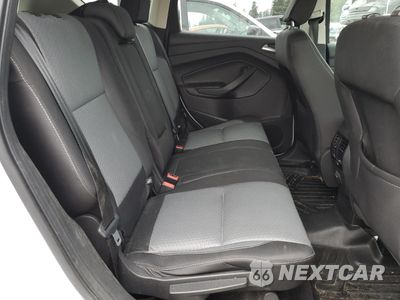Zdjęcie 11 z 13 samochodu: 2018 FORD ESCAPE SE VIN:1FMCU9GD9JUA12412 - miniatura