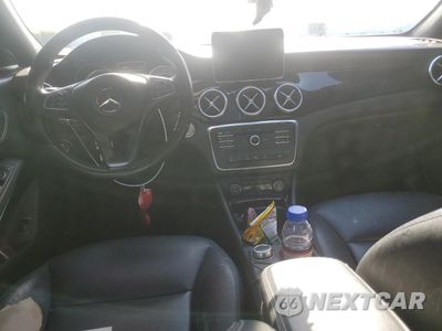 Zdjęcie 8 z 12 samochodu: 2015 MERCEDES-BENZ CLA 250 4MATIC VIN:WDDSJ4GB6FN269643 - miniatura