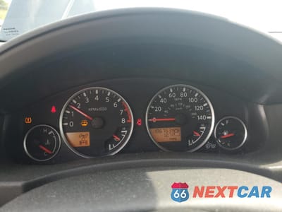 Zdjęcie 9 z 14 samochodu: 2006 NISSAN PATHFINDER LE VIN:5N1AR18W76C668597 - miniatura