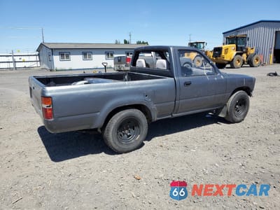 Trzecie zdjęcie samochodu z tyłu: 1990 TOYOTA PICKUP 1/2 TON SHORT WHEELBASE VIN:JT4RN81R7L5077914 - miniatura