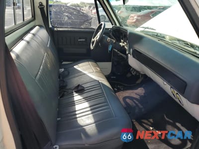 Zdjęcie 7 z 13 samochodu: 1984 CHEVROLET C10 VIN:1GCCC14DXEF352529 - miniatura