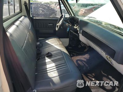 Zdjęcie 7 z 13 samochodu: 1984 CHEVROLET C10 VIN:1GCCC14DXEF352529 - miniatura