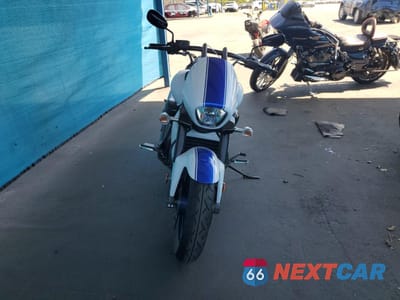 Drugie zdjęcie samochodu z przodu: 2019 SUZUKI VZR1800 VIN:JS1VY53A1K7100886 - miniatura