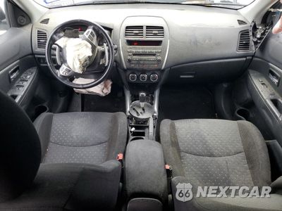 Zdjęcie 8 z 13 samochodu: 2012 MITSUBISHI OUTLANDER SPORT SE VIN:JA4AP4AUXCZ004303 - miniatura