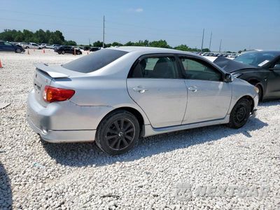 Trzecie zdjęcie samochodu z tyłu: 2010 TOYOTA COROLLA BASE VIN:2T1BU4EE7AC453127 - miniatura