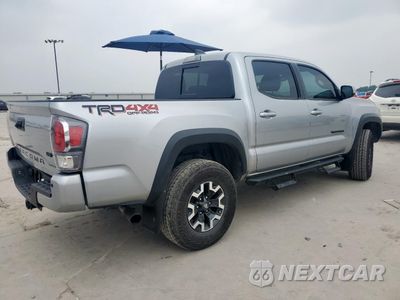 Trzecie zdjęcie samochodu z tyłu: 2023 TOYOTA TACOMA DOUBLE CAB VIN:3TYCZ5AN8PT165641 - miniatura
