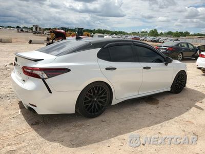 Trzecie zdjęcie samochodu z tyłu: 2021 TOYOTA CAMRY XSE VIN:4T1K61AK6MU408848 - miniatura