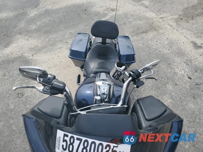 Piąte zdjęcie samochodu w środku: 2013 HARLEY-DAVIDSON FLTRX ROAD GLIDE CUSTOM VIN:1HD1KHM18DB611340 - miniatura