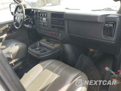 Zdjęcie 8 z 13 samochodu: 2016 CHEVROLET EXPRESS G2500 VIN:1GCWGAFF5G1238972 - miniatura
