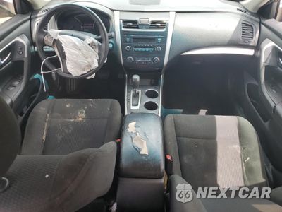 Zdjęcie 8 z 15 samochodu: 2015 NISSAN ALTIMA 2.5 VIN:1N4AL3AP4FC499617 - miniatura
