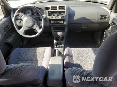 Zdjęcie 8 z 15 samochodu: 2000 TOYOTA RAV4 VIN:JT3GP10VXY7068342 - miniatura